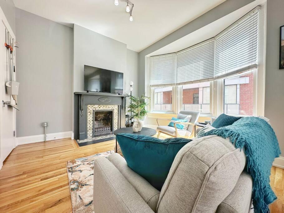 Boho Studio Loft Meets Luxury In Otr Cincinnati! Exterior photo